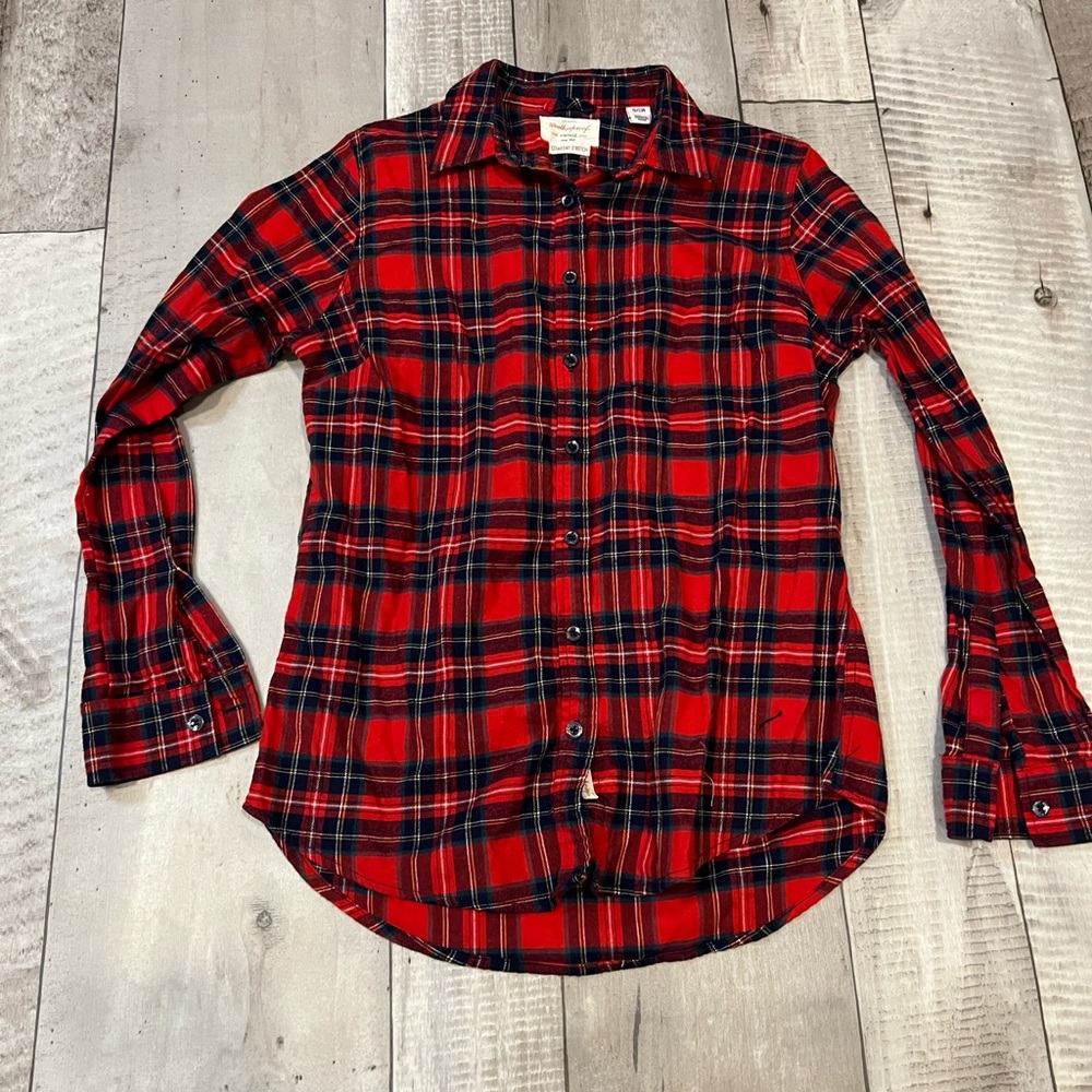Waterproof vintage red button up o